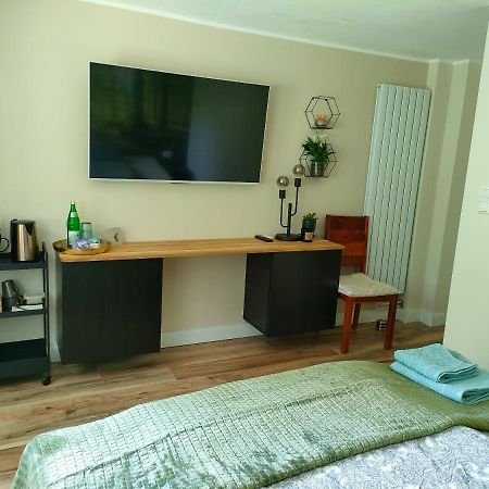 Waldzimmer Rosengarten Bei Hamburg Hotel Exterior foto